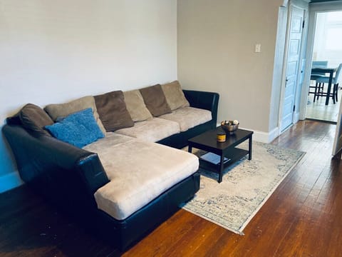 Tower Grove area 1BR · fenced yard for pets and morning coffee