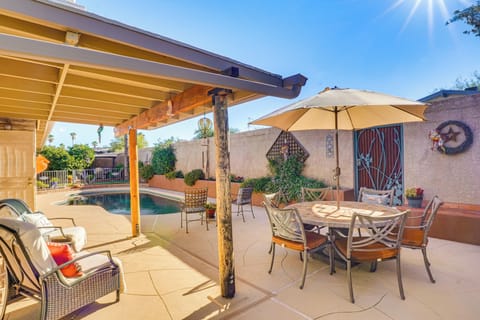 Large Patio | Gas Grill | Dining Area | Outdoor Fireplace