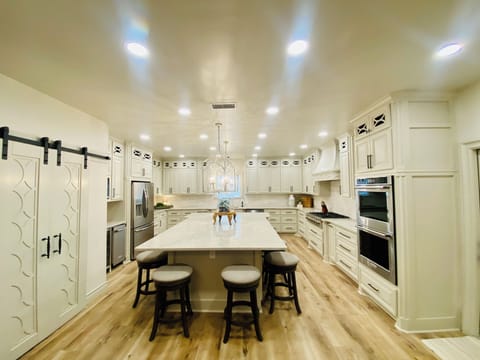 Lodge Kitchen with seating for 10