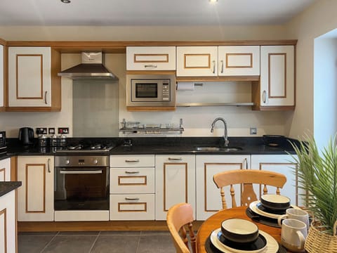 Kitchen | Marina Escape, Swansea