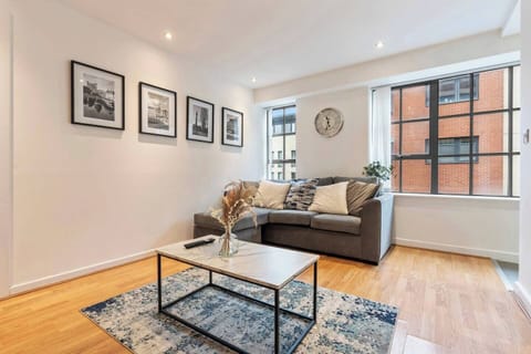 5c1f2d26 6660 48b6 95c2 06790d51ad02