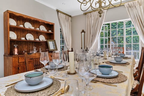 The Manor - Dining Room 1 - L79