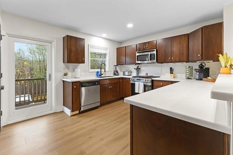 Fully Stocked Kitchen