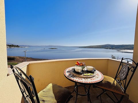 Autumn, Balcony / Terrace / Patio, Spring, Summer