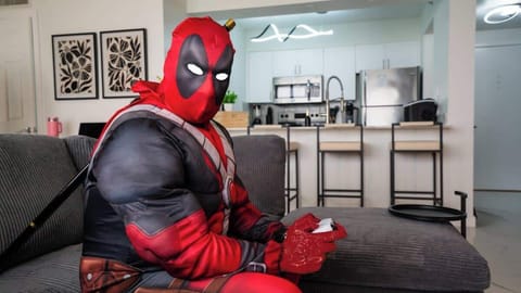 Deadpool Loosing at video games