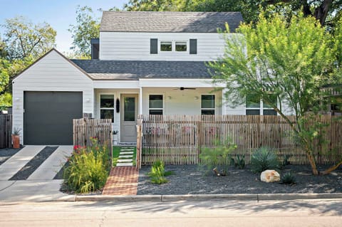 Welcome to our Bungalow in East Austin!