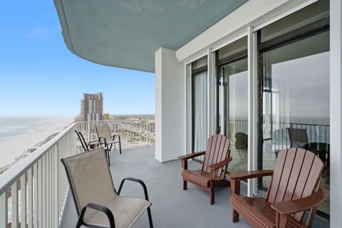 Welcome to Summerchase Penthouse 4!