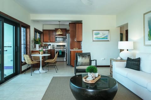 Looking towards the interior dining and kitchen areas