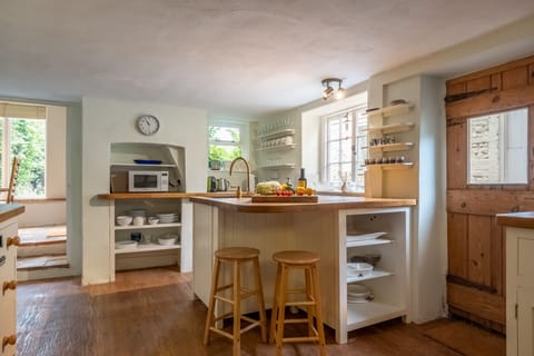 Ground floor: The kitchen door allows access to the garden.