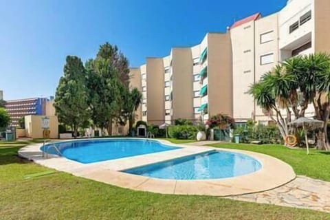 Community pool available to enjoy during your stay. (1)