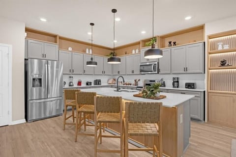 16252 St Martin Street (8).jpg