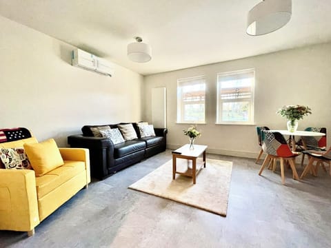 9f49b336-36a4-4d69-aa0b-eb8fc20071ed