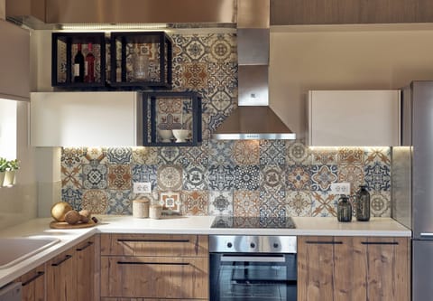 Features a fully equipped kitchen for culinary wonders. 