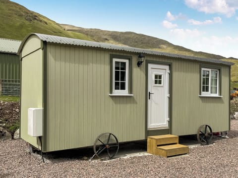 Exterior | Shepherds Cabin - Shepherds Holidays, Kilmallieu