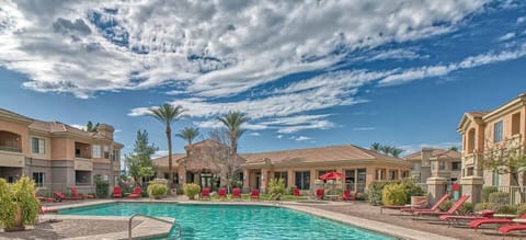 Clubhouse Pool
