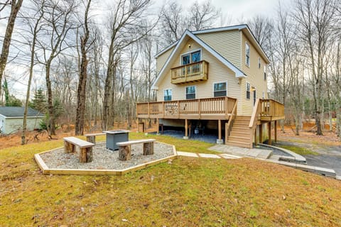Pocono Lake Vacation Rental | 3BR | 1BA | 1,778 Sq Ft | Stairs Required