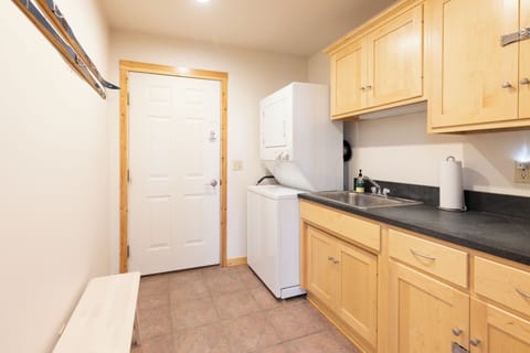 Laundry/mud room off of garage.