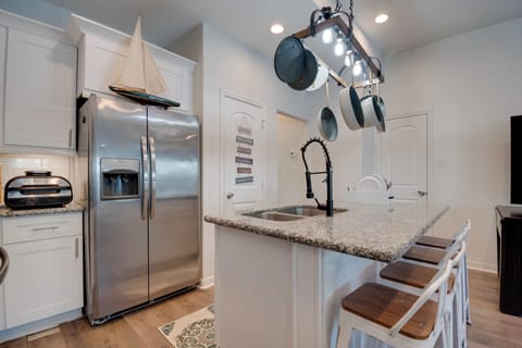 Kitchen | 1st Floor | Keurig Coffee Maker | Air Fryer | Cooking Basics