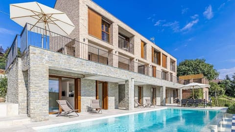 Villa Bianca, Neive, Piemonte, Italy - by NORTHITALY VILLAS vacation rentals