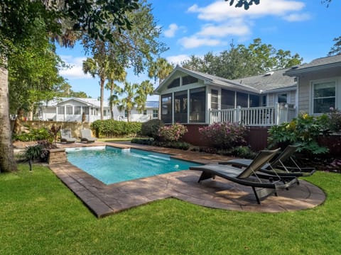 IOP Poolside Paradise - 112 Sparrow | Isle of Palms, SC | IOP Escapes