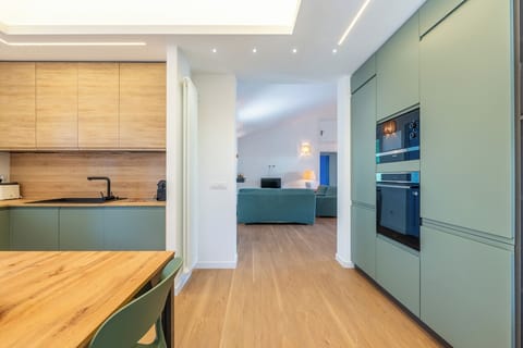 newly renovated in the indoor spaces on 2024 with high level finishes 