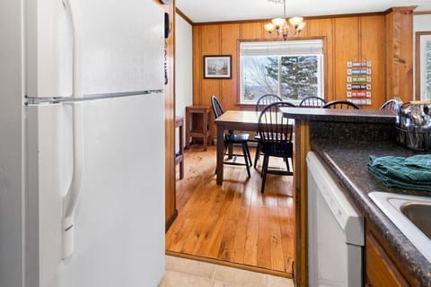 Fully-equipped kitchen