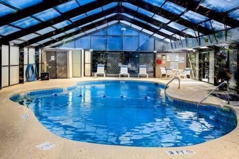 SHIPWATCH POINTE II - INDOOR POOL HOUSE