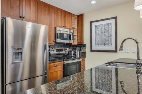 06_84_CARRIAGE_WAY_CP3205006