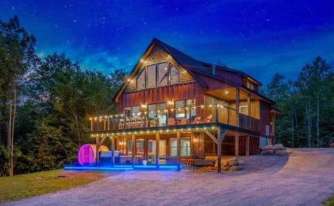 Welcome to Crimson Hideaway, where luxury meets serenity on the mountain!