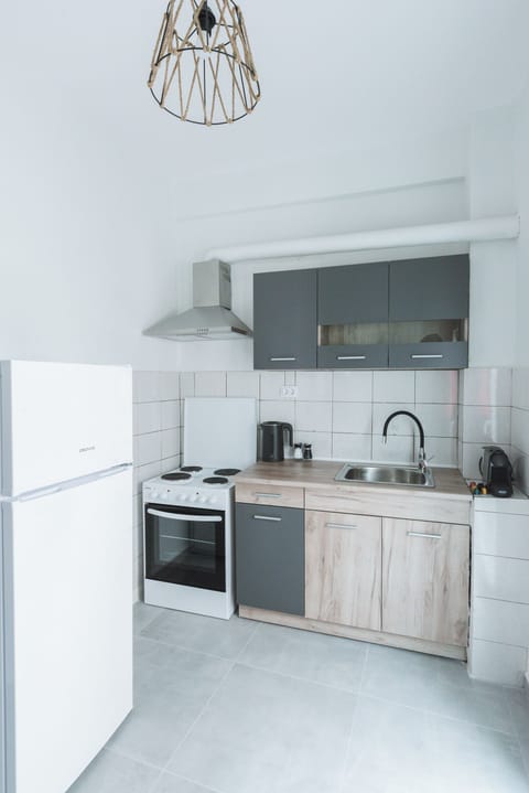 0fe4e5e6-cec2-449c-b398-dddf7794ae80