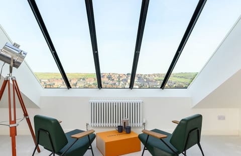 LAST MINUTE CANCELLATION (1)