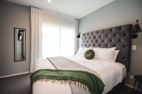 Bedroom (1)