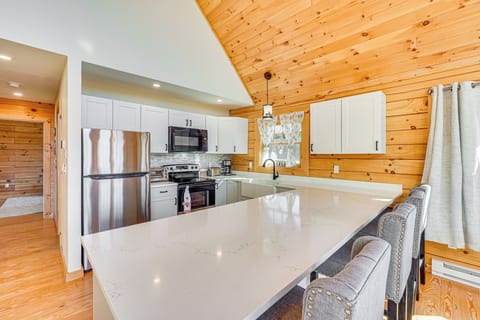 Kitchen | Trash Bags & Paper Towels | 1st Floor