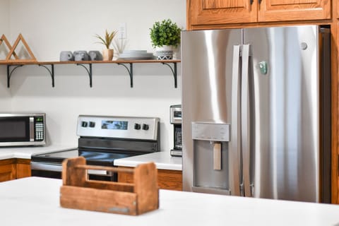 Kitchen with French Door Fridge