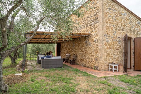 Building Exterior, Garden