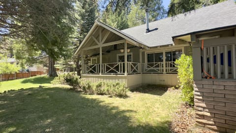 Side yard and proch