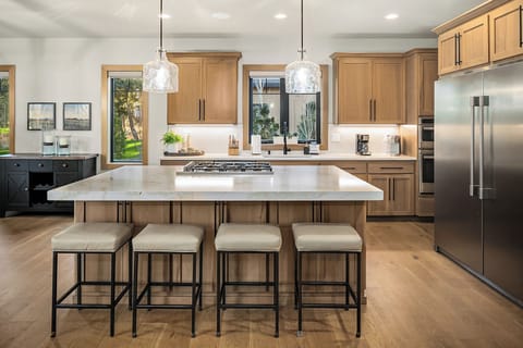 Wine Down: - Fully stocked chef's kitchen.