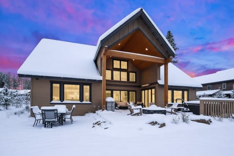 Exterior Snow