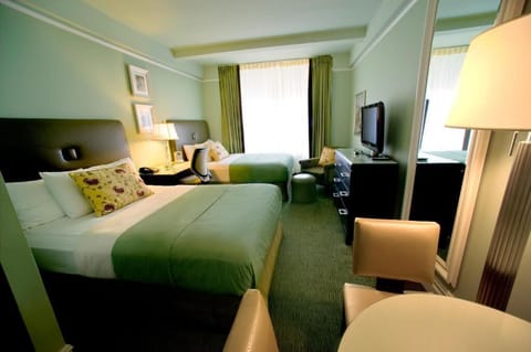 2 Double size beds; perfect for your vacation!