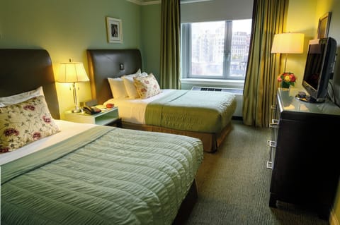 2 Double size beds; perfect for your vacation!