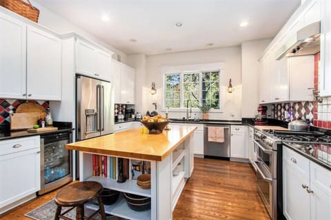 74481bea-61d2-4a52-82be-88c546444cf3