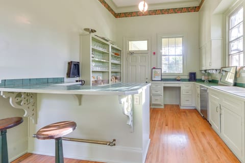 Kitchen | 1st Floor | Dishwasher