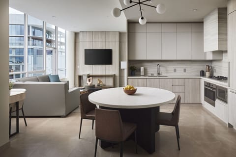 Evergreen Dining Kitchen