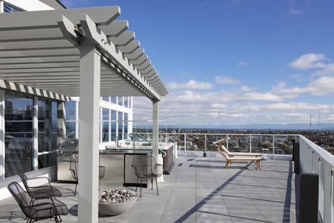Lake Union Balcony2