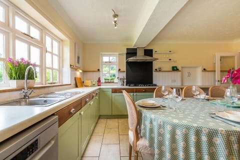Alderfen View, Neatishead - Host & Stay
