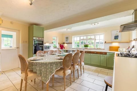 Alderfen View, Neatishead - Host & Stay