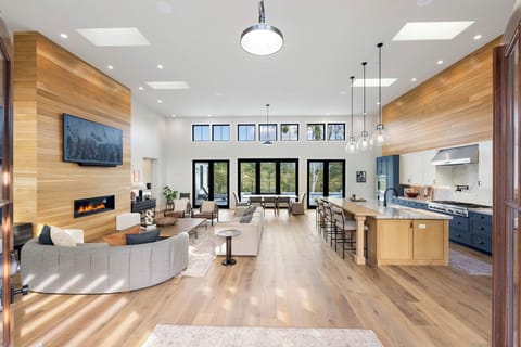 Great Room, view from front entry