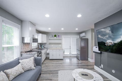 Main Living Area View From Entryway