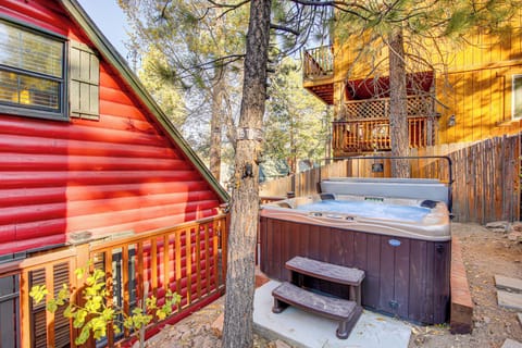 Private Hot Tub | Fenced-In Yard