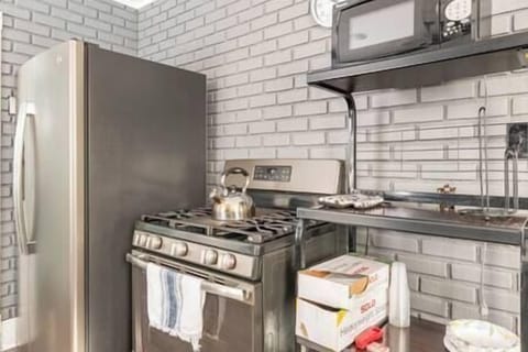 9c64dadd bc18 448d 877d 333339281451